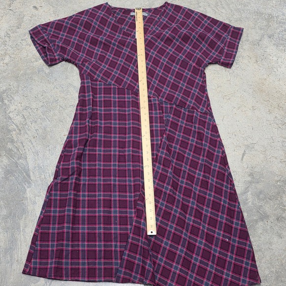 209 West 138 Cherry Plaid V Neck Short Sleeve Midi Dress Size M - Picture 4 of 7